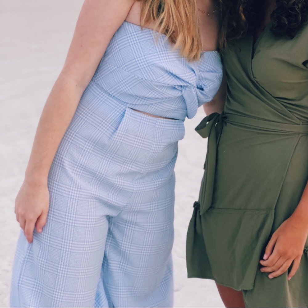Blue patterned strapless jumpsuit